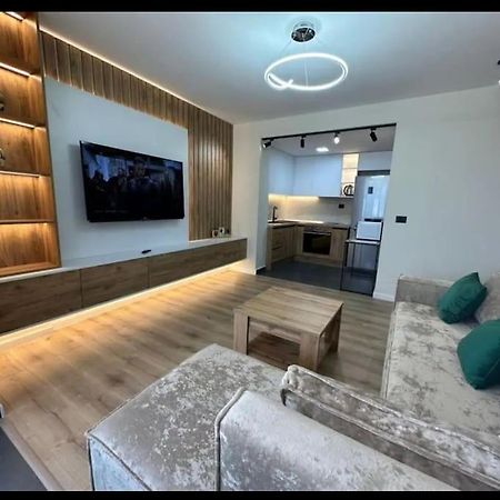 Peace And Love Luxury Apartment In Center, New Bazaar 2 Tirana Exteriér fotografie